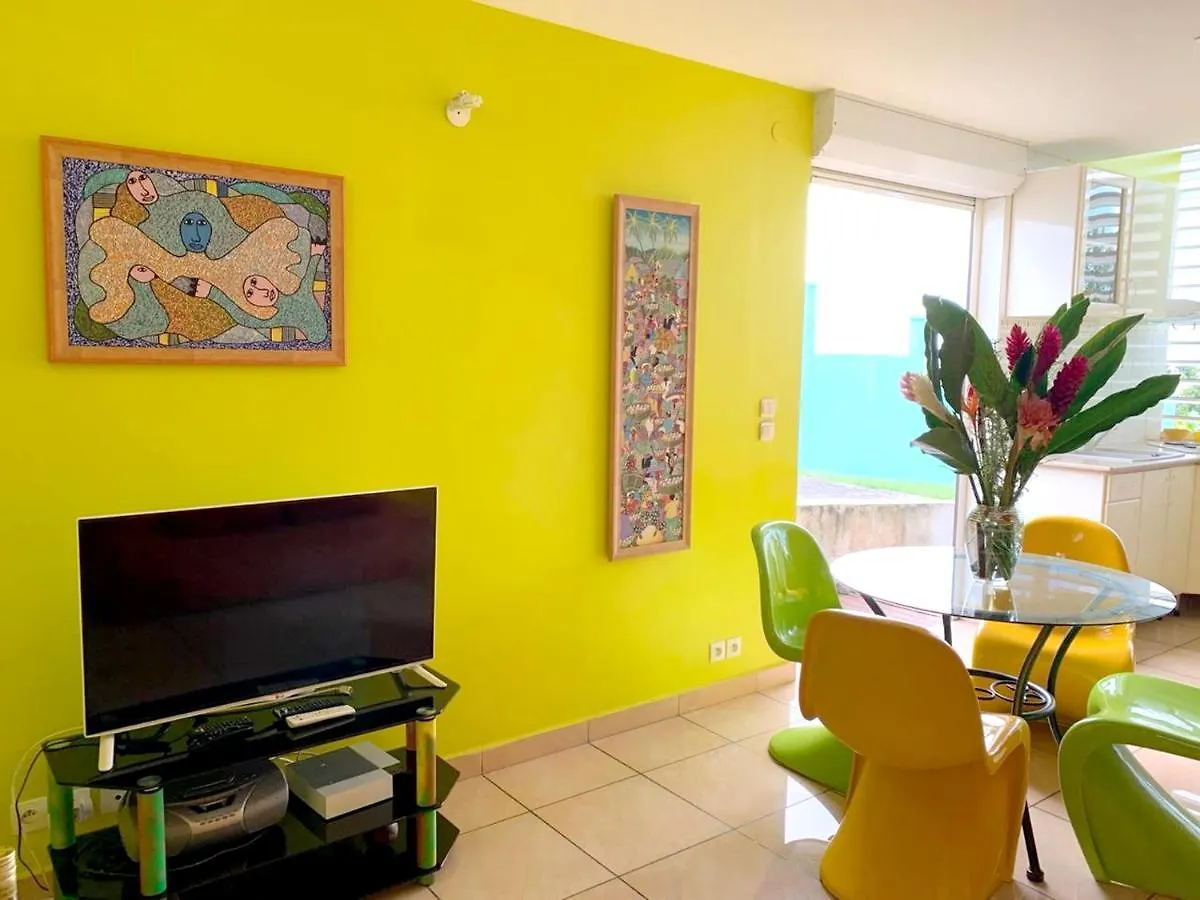 Maison Cosy A Le Gosier Avec Vue Guadeloupe